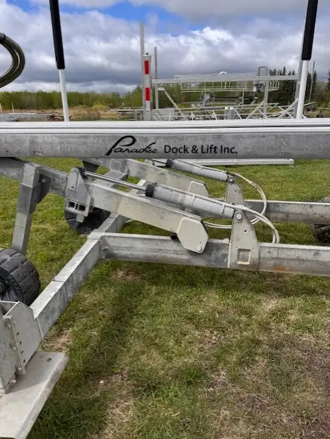 8000 Hydraulic Paradise Boat Lift *0239*