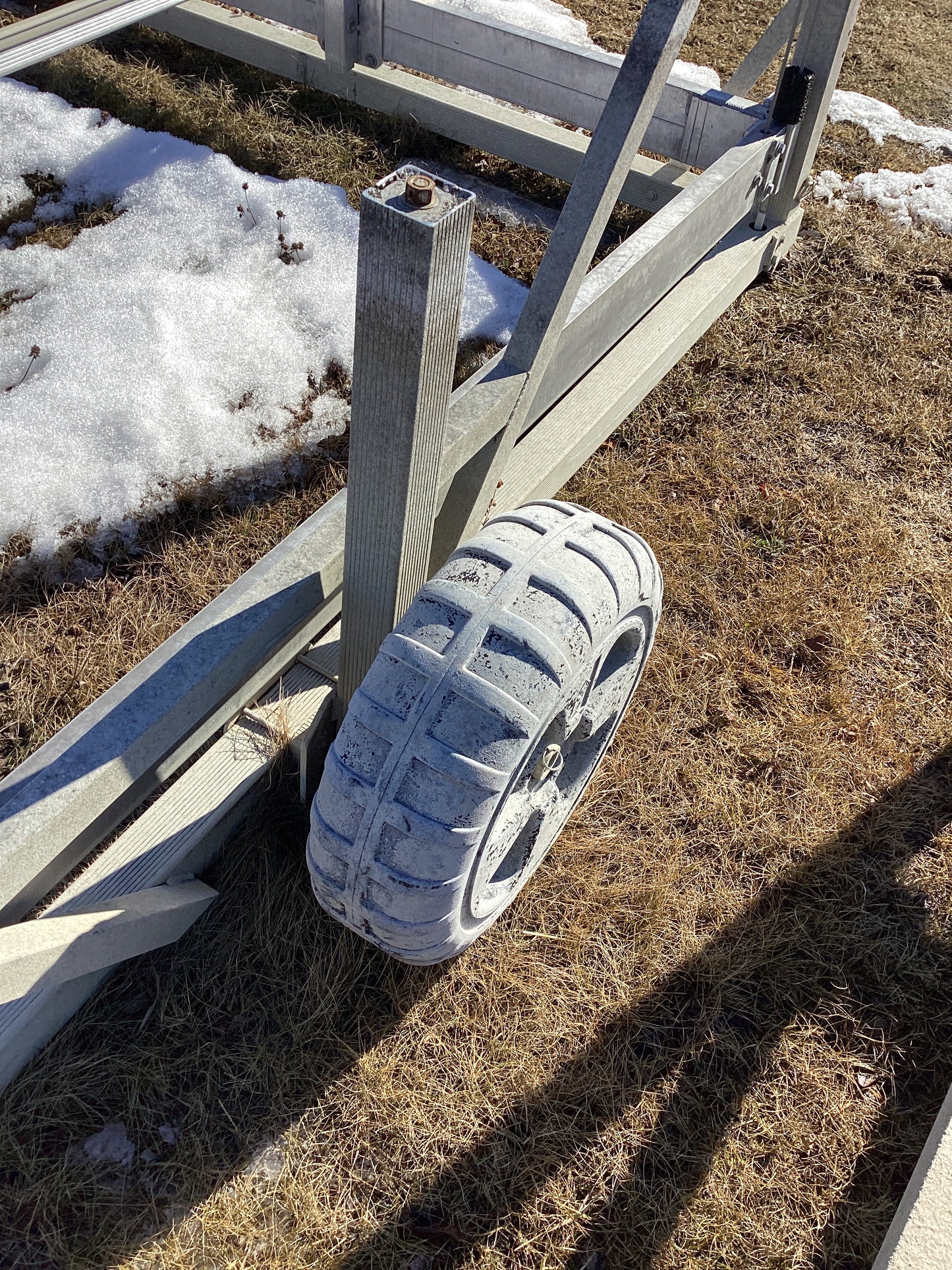 Porta-Dock 5000lb Lift (Used)