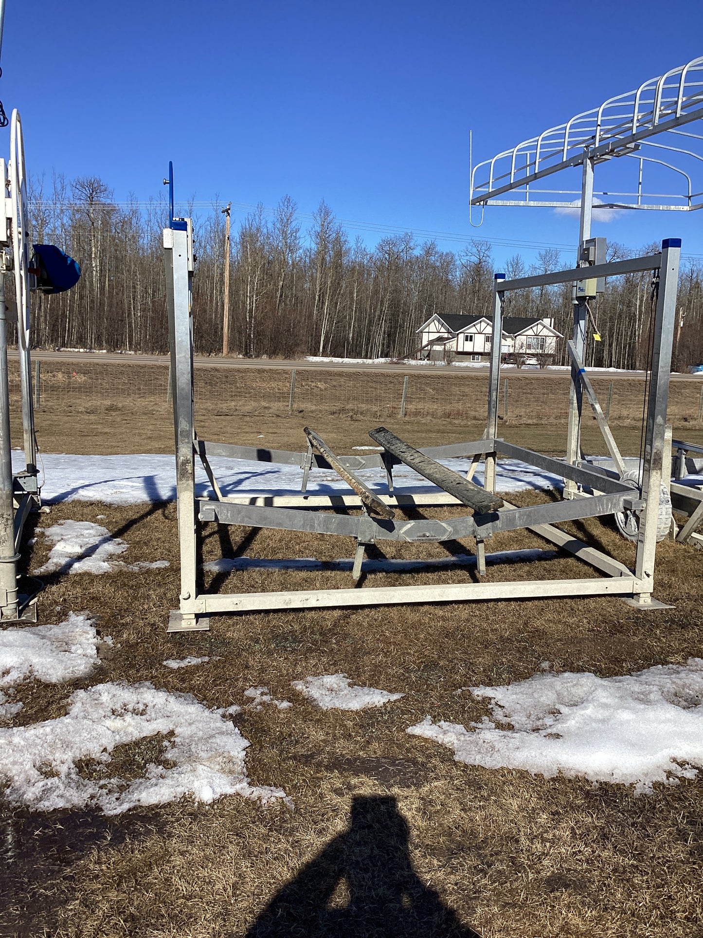 Shoremaster 3000lb Lift (Used)