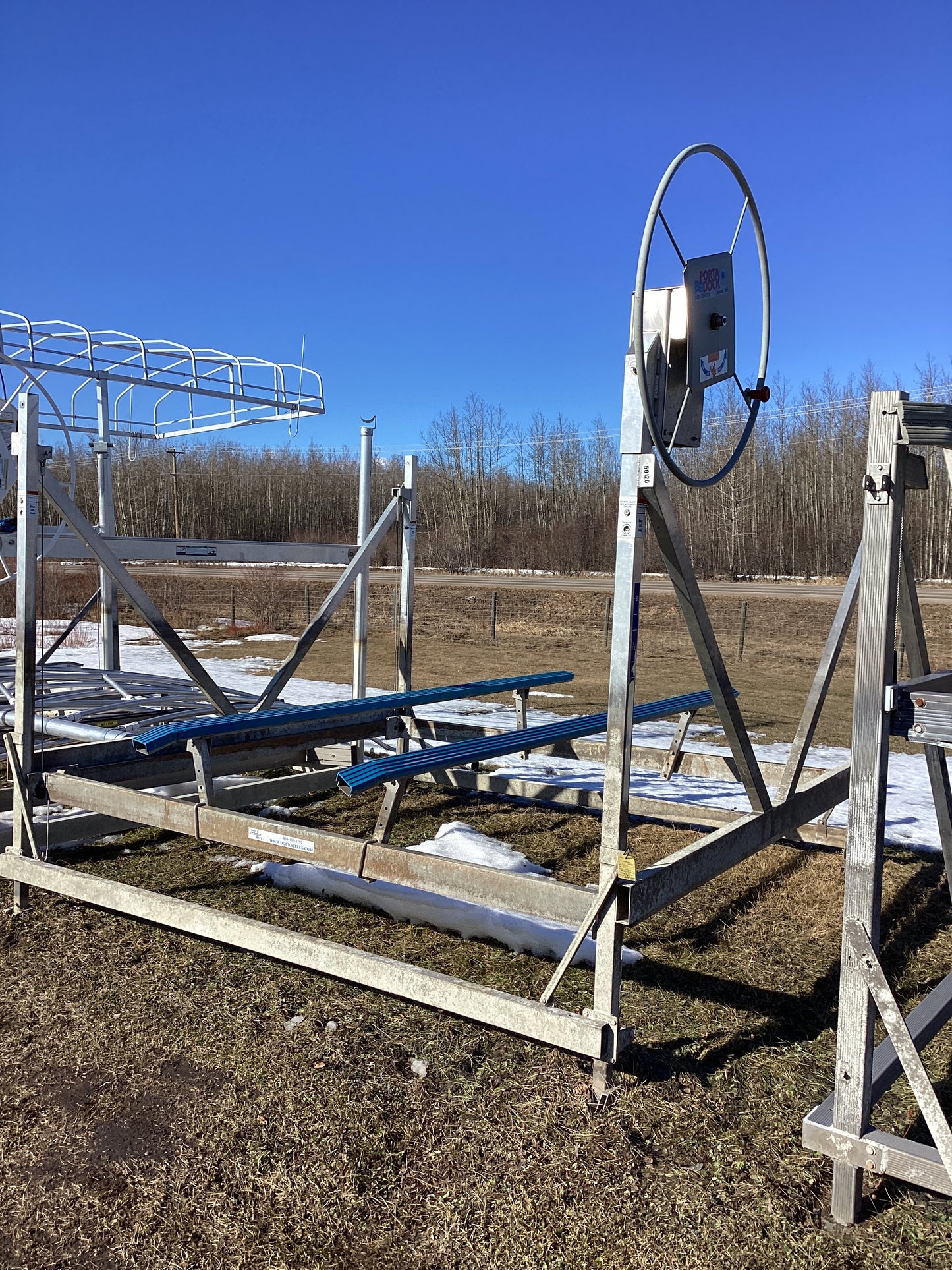 RGC Dock Rite 5000lb Lift (Used)